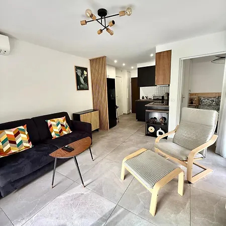 Cosy Avec Terrasse, Proche Plages & Palais