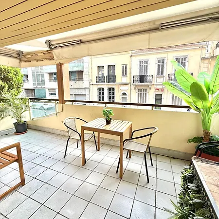 Cosy Avec Terrasse, Proche Plages & Palais * Cannes